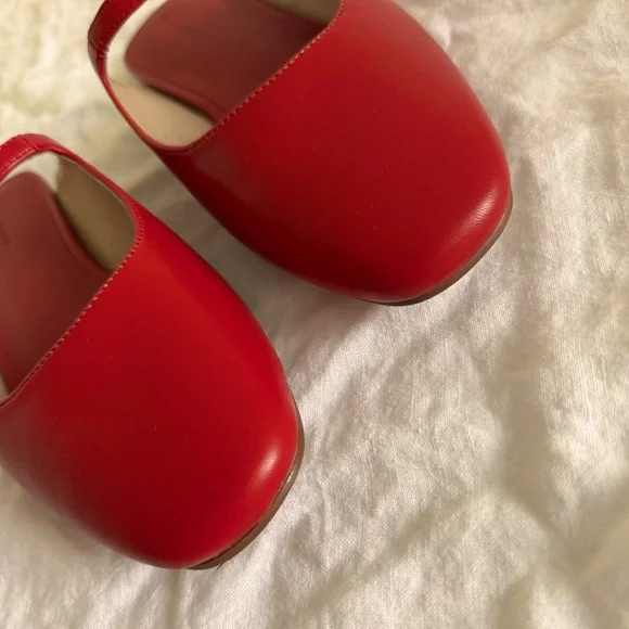 Elegant Red Women's Mules - Picture 3 of 7